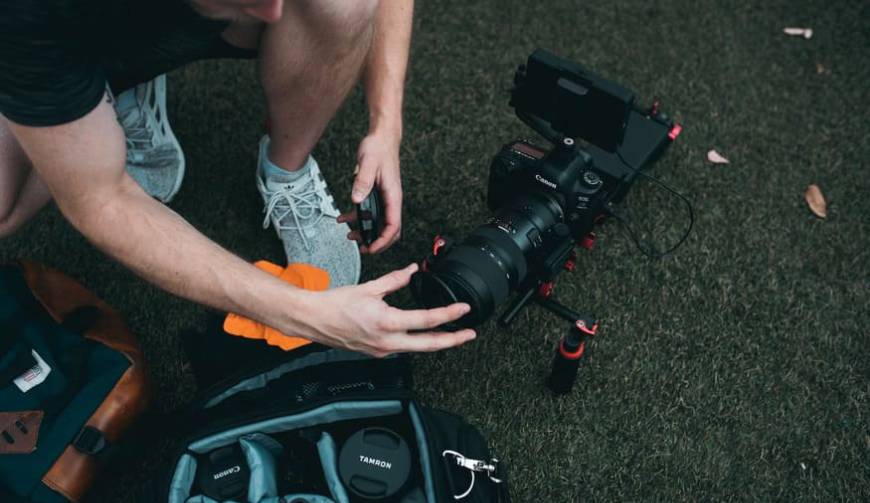 色彩心理学×动态美学，临县产品视频拍摄公司唤醒感官冲击力